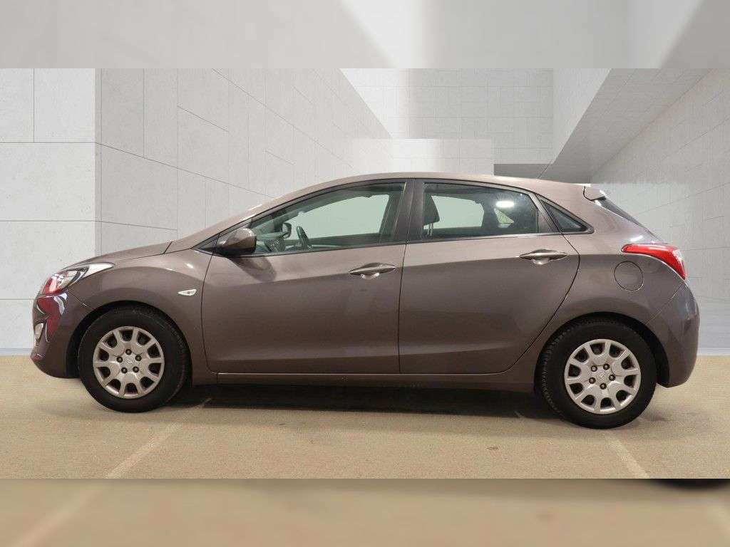 2013 HYUNDAI I30 2013 HYUNDAI I30