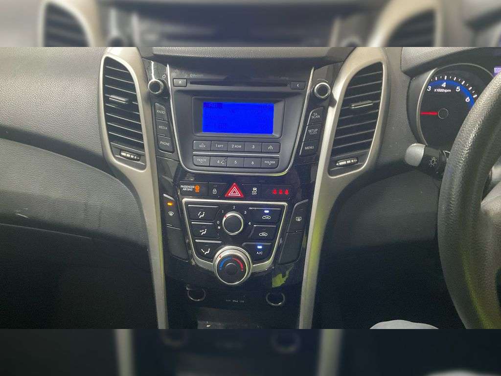2013 HYUNDAI I30 2013 HYUNDAI I30