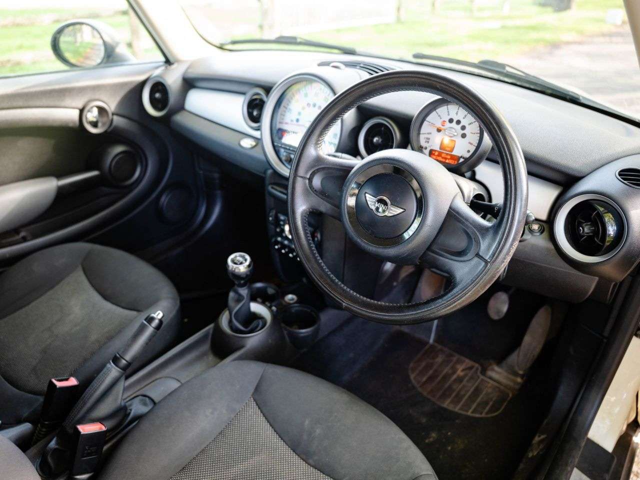 2011 MINI HATCH 2011 MINI HATCH