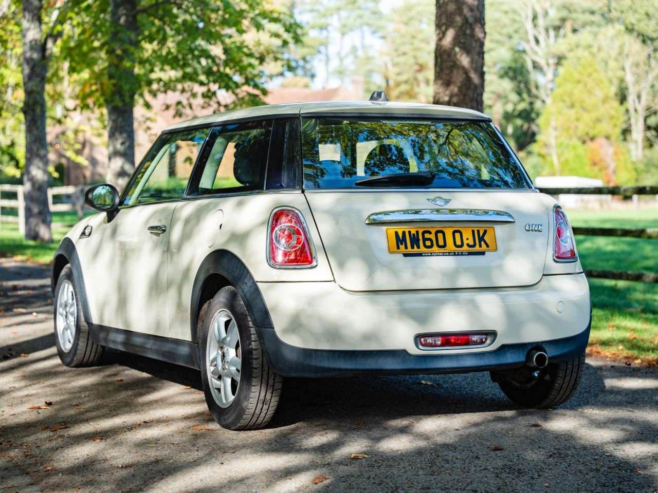 2011 MINI HATCH 2011 MINI HATCH