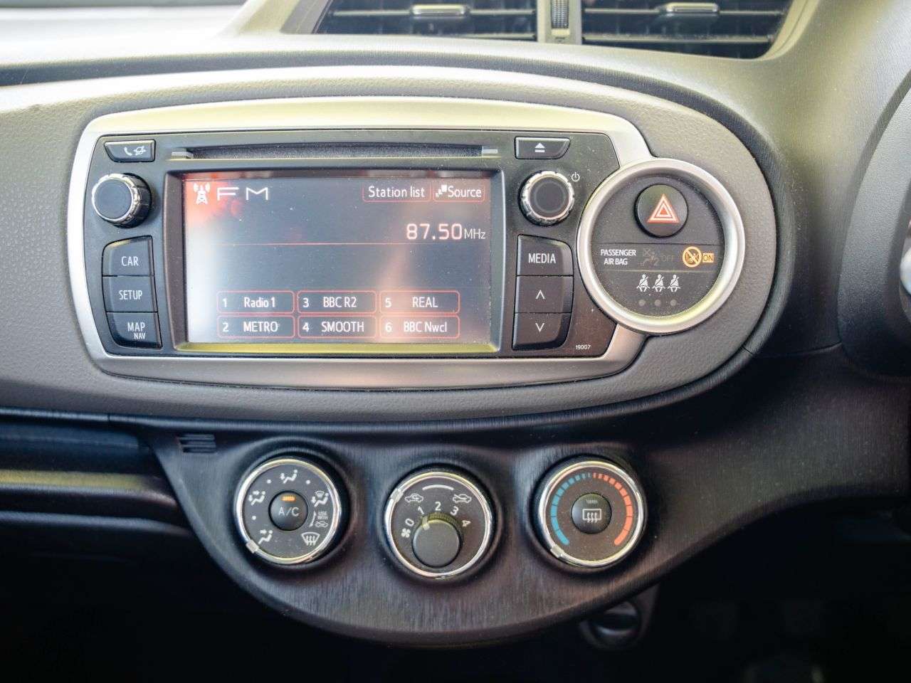 2013 TOYOTA YARIS 2013 TOYOTA YARIS
