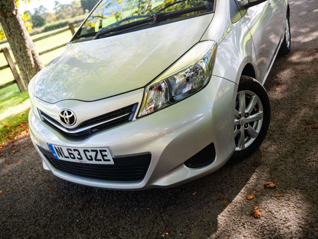 2013 TOYOTA YARIS 2013 TOYOTA YARIS