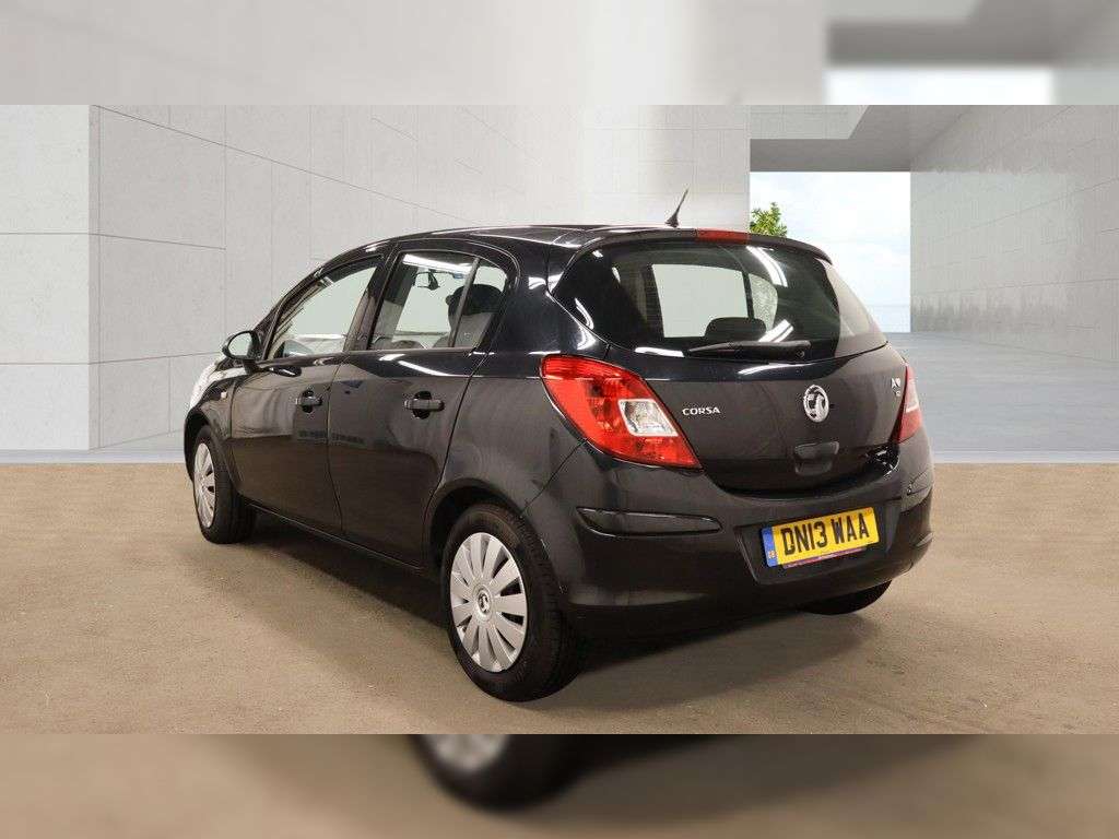A 2013 VAUXHALL CORSA 1.2i ecoFLEX 16V Exclusiv Hatchback 5dr Petrol Manual Euro 5 (s/s) (A/C) (8 A 2013 VAUXHALL CORSA 1.2i ecoFLEX 16V Exclusiv Hatchback 5dr Petrol Manual Euro 5 (s/s) (A/C) (8