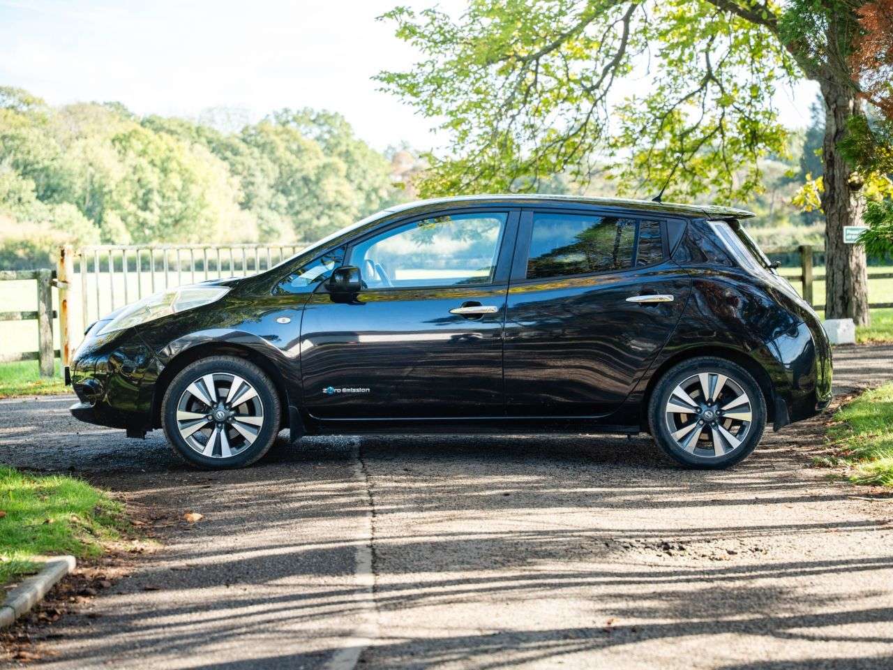 2017 NISSAN LEAF 2017 NISSAN LEAF