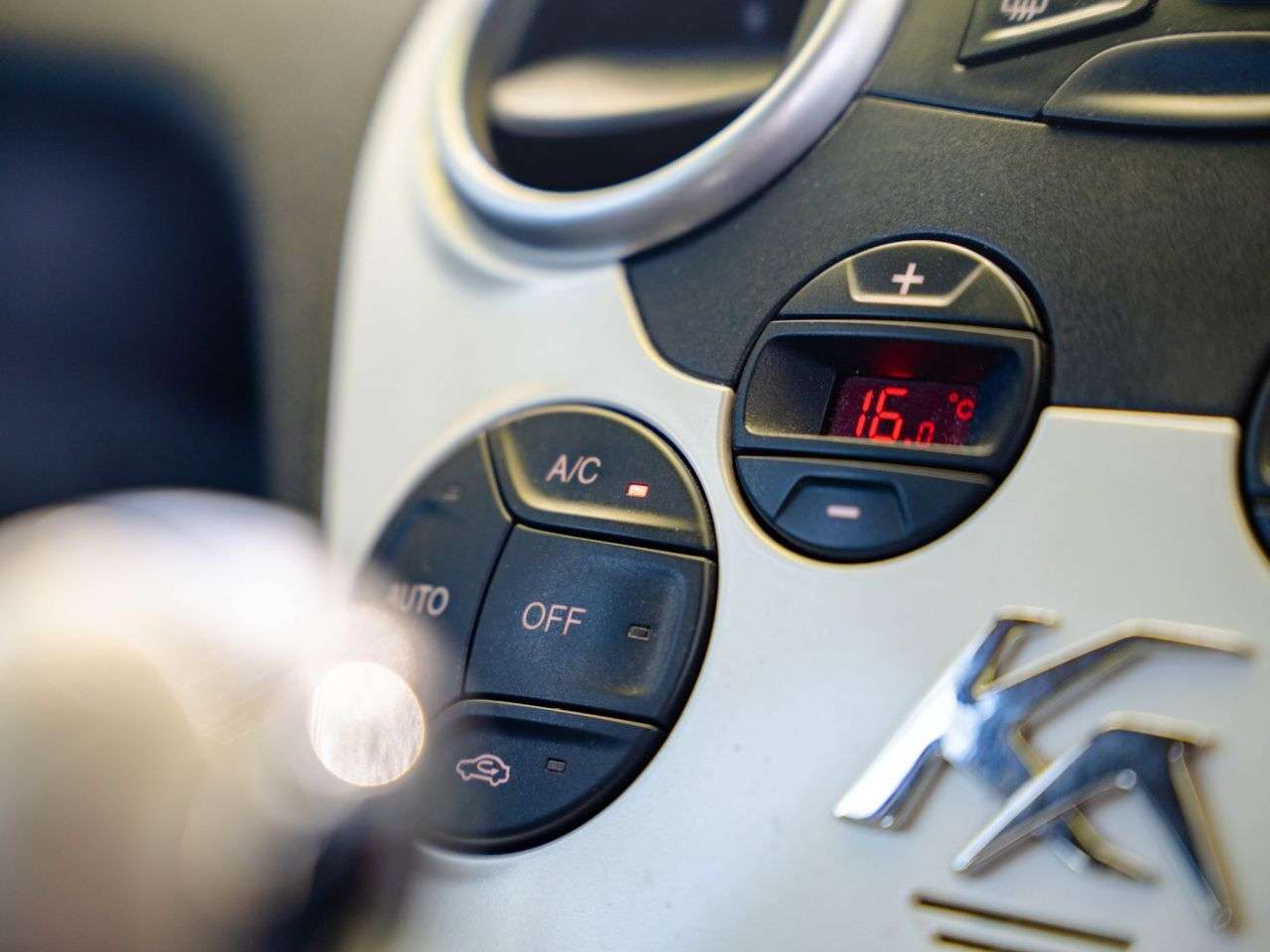 2013 FORD KA 2013 FORD KA