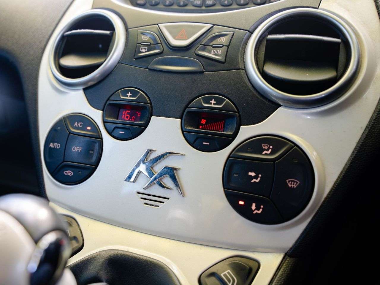 2013 FORD KA 2013 FORD KA