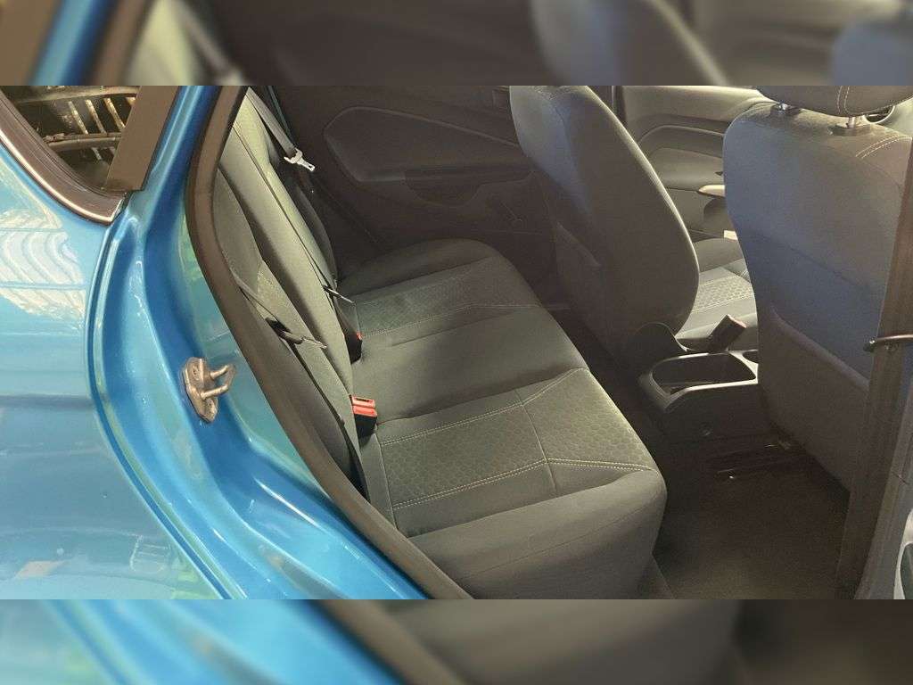 2011 FORD FIESTA 2011 FORD FIESTA