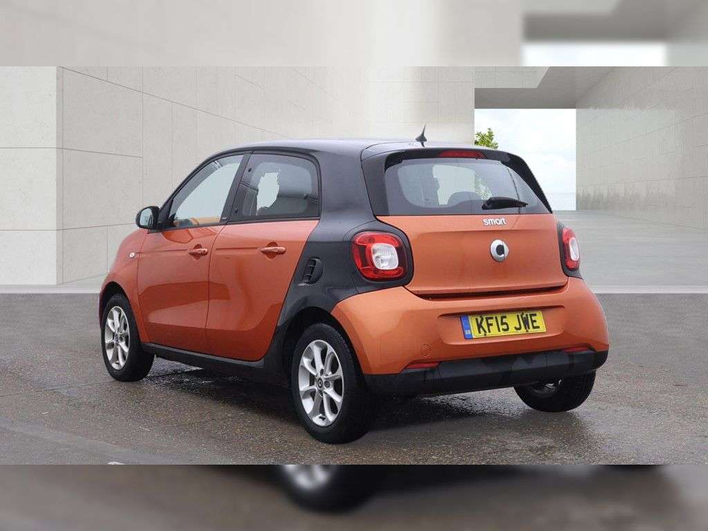 A 2015 SMART FORFOUR 1.0 Passion Hatchback 5dr Petrol Manual Euro 6 (s/s) (71 ps) AIR CON, ALLOY A 2015 SMART FORFOUR 1.0 Passion Hatchback 5dr Petrol Manual Euro 6 (s/s) (71 ps) AIR CON, ALLOY