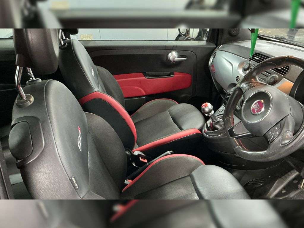 2014 FIAT 500 2014 FIAT 500