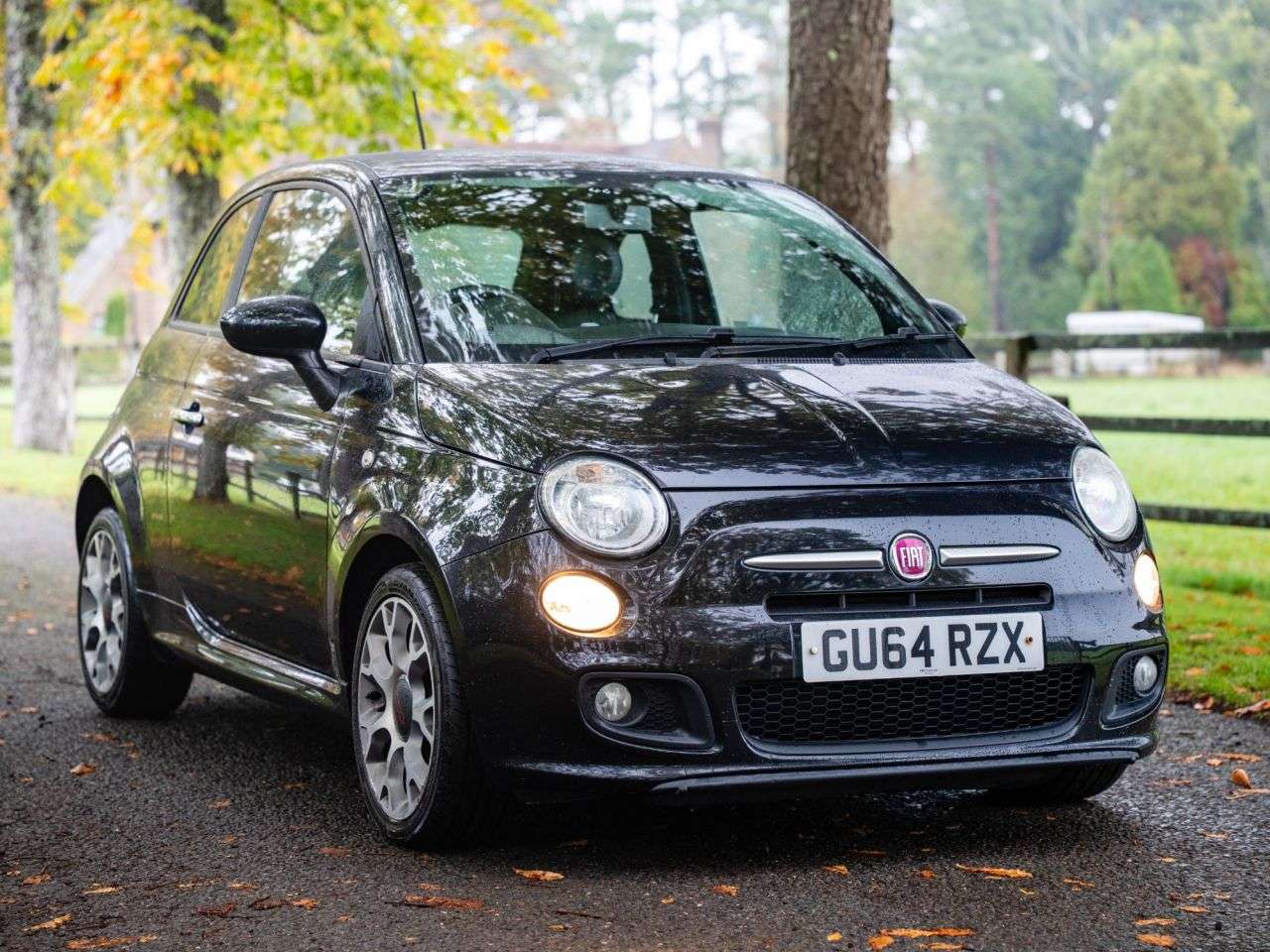 A 2014 FIAT 500 1.2 S Hatchback 3dr Petrol Manual Euro 6 (s/s) (69 bhp) LEATHER, HEATED SEA A 2014 FIAT 500 1.2 S Hatchback 3dr Petrol Manual Euro 6 (s/s) (69 bhp) LEATHER, HEATED SEA