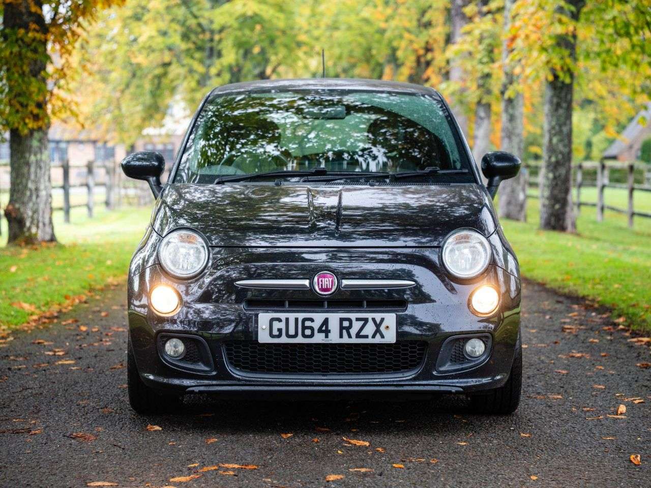 A 2014 FIAT 500 1.2 S Hatchback 3dr Petrol Manual Euro 6 (s/s) (69 bhp) LEATHER, HEATED SEA A 2014 FIAT 500 1.2 S Hatchback 3dr Petrol Manual Euro 6 (s/s) (69 bhp) LEATHER, HEATED SEA