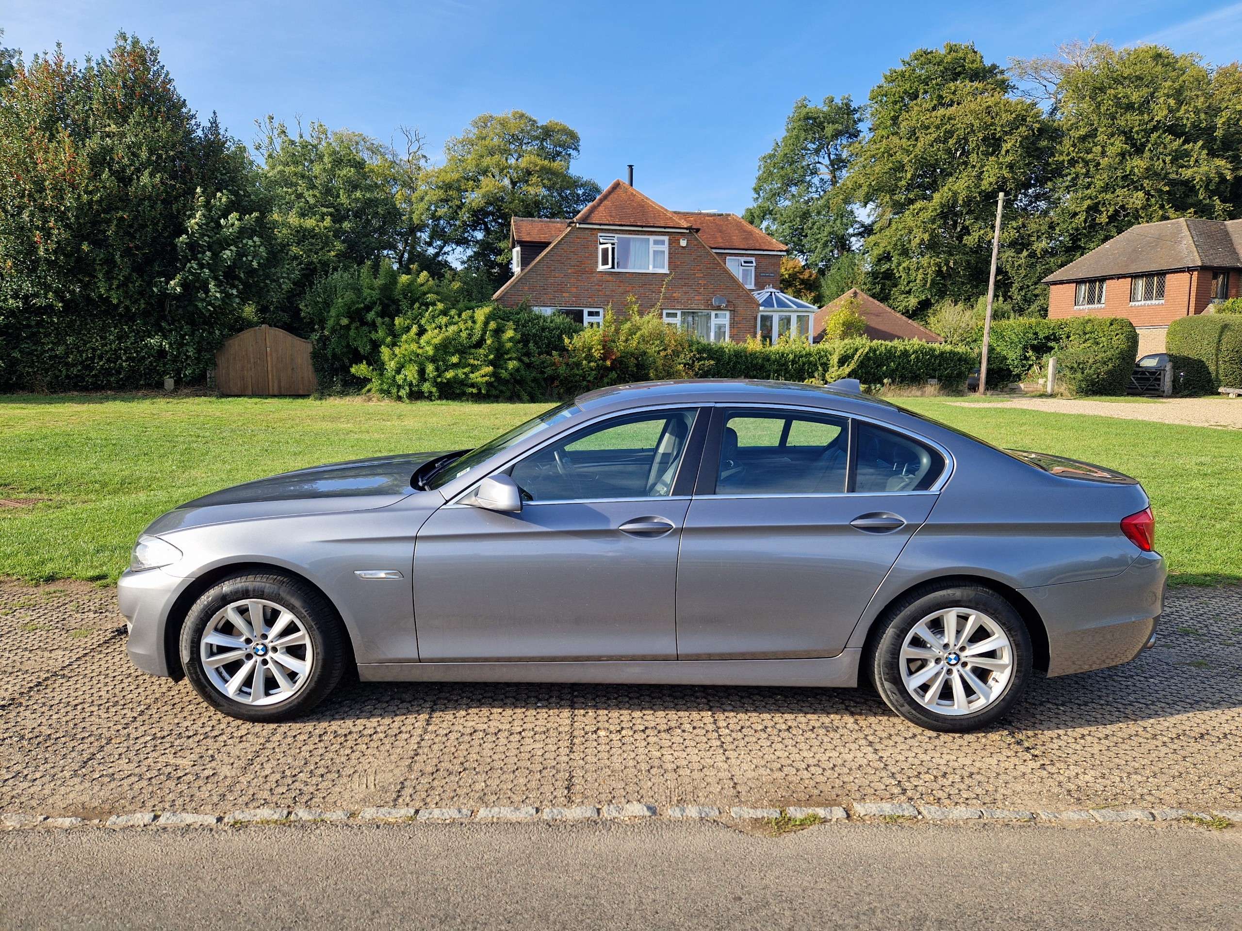 2012 BMW 5 SERIES 2012 BMW 5 SERIES