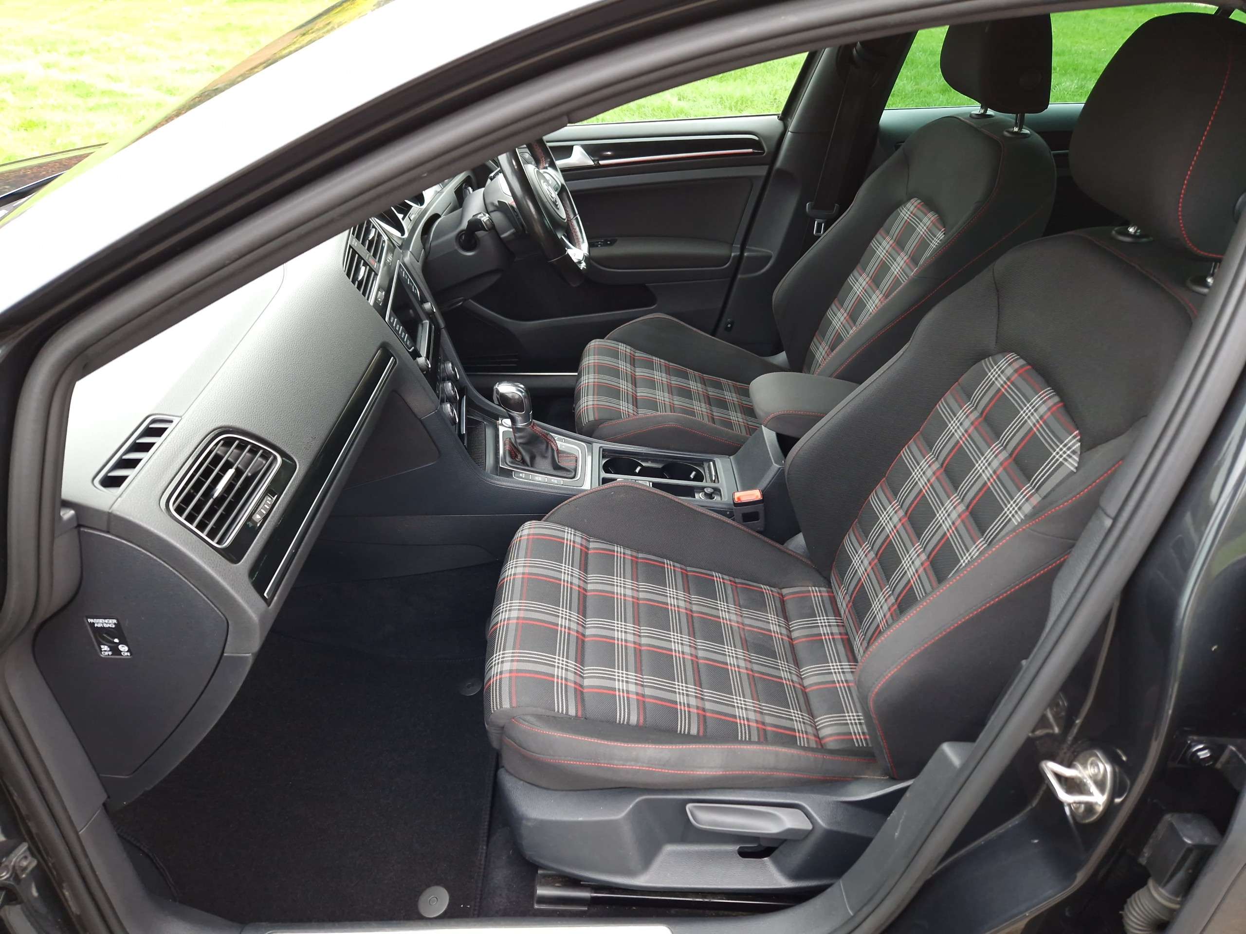 2015 VOLKSWAGEN GOLF GTI 2015 VOLKSWAGEN GOLF GTI