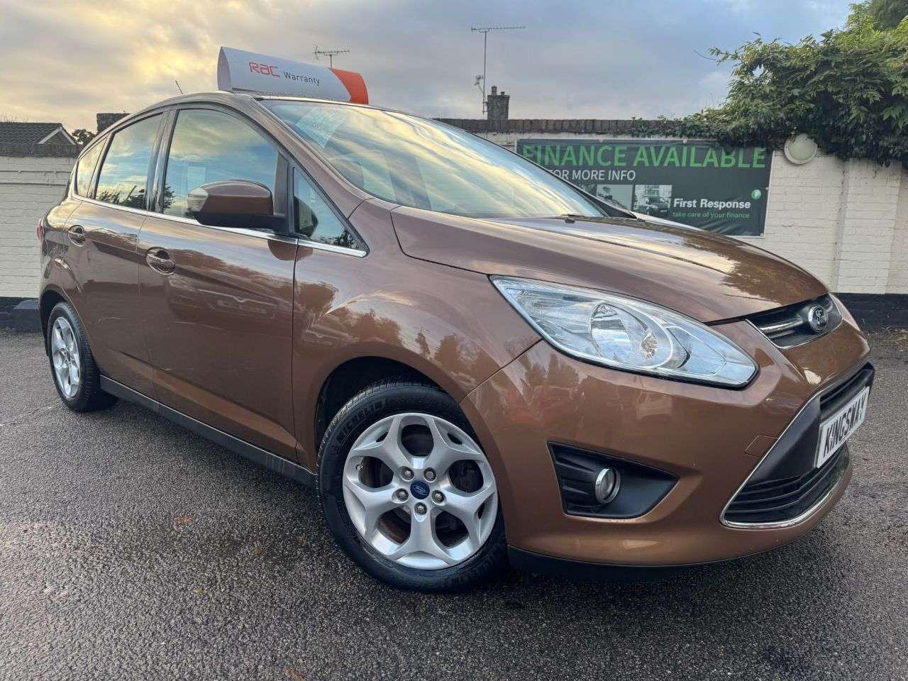 A 2015 FORD C-MAX 1.6 TDCi Zetec MPV 5dr Diesel Manual Euro 5 (115 ps) WE WANT YOUR PART EXCH A 2015 FORD C-MAX 1.6 TDCi Zetec MPV 5dr Diesel Manual Euro 5 (115 ps) WE WANT YOUR PART EXCH