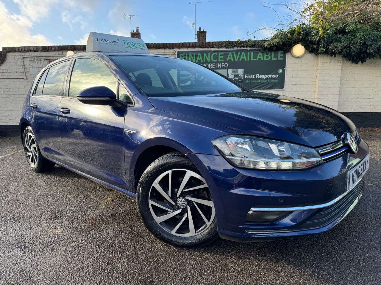 A 2019 VOLKSWAGEN GOLF 1.5 TSI EVO Match Hatchback 5dr Petrol Manual Euro 6 (s/s) (130 ps) WE WANT A 2019 VOLKSWAGEN GOLF 1.5 TSI EVO Match Hatchback 5dr Petrol Manual Euro 6 (s/s) (130 ps) WE WANT