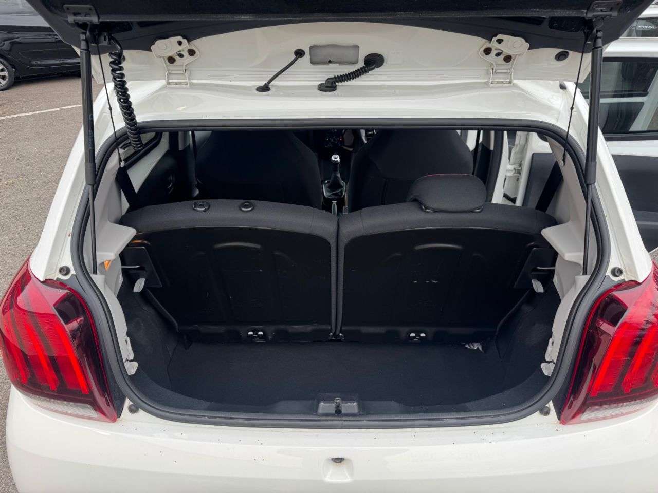 2015 PEUGEOT 108 2015 PEUGEOT 108