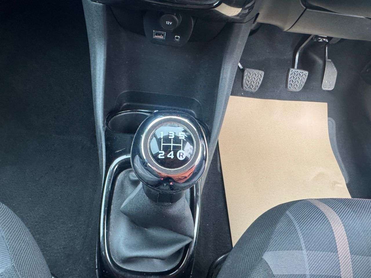 2015 PEUGEOT 108 2015 PEUGEOT 108