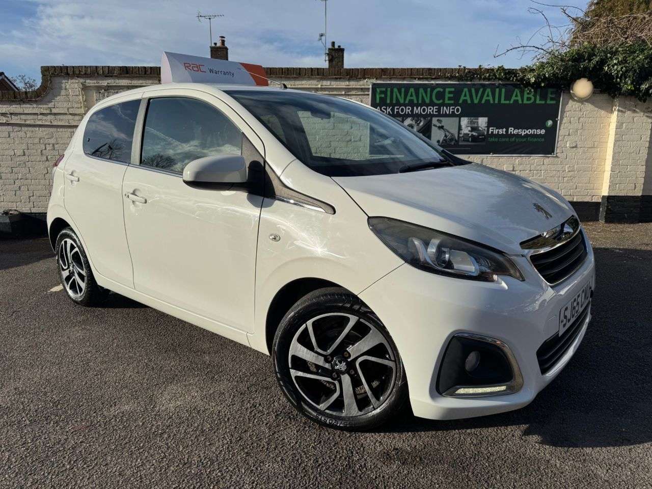 A 2015 PEUGEOT 108 1.2 PureTech Allure Hatchback 5dr Petrol Manual Euro 6 (82 ps) WE WANT YOUR A 2015 PEUGEOT 108 1.2 PureTech Allure Hatchback 5dr Petrol Manual Euro 6 (82 ps) WE WANT YOUR
