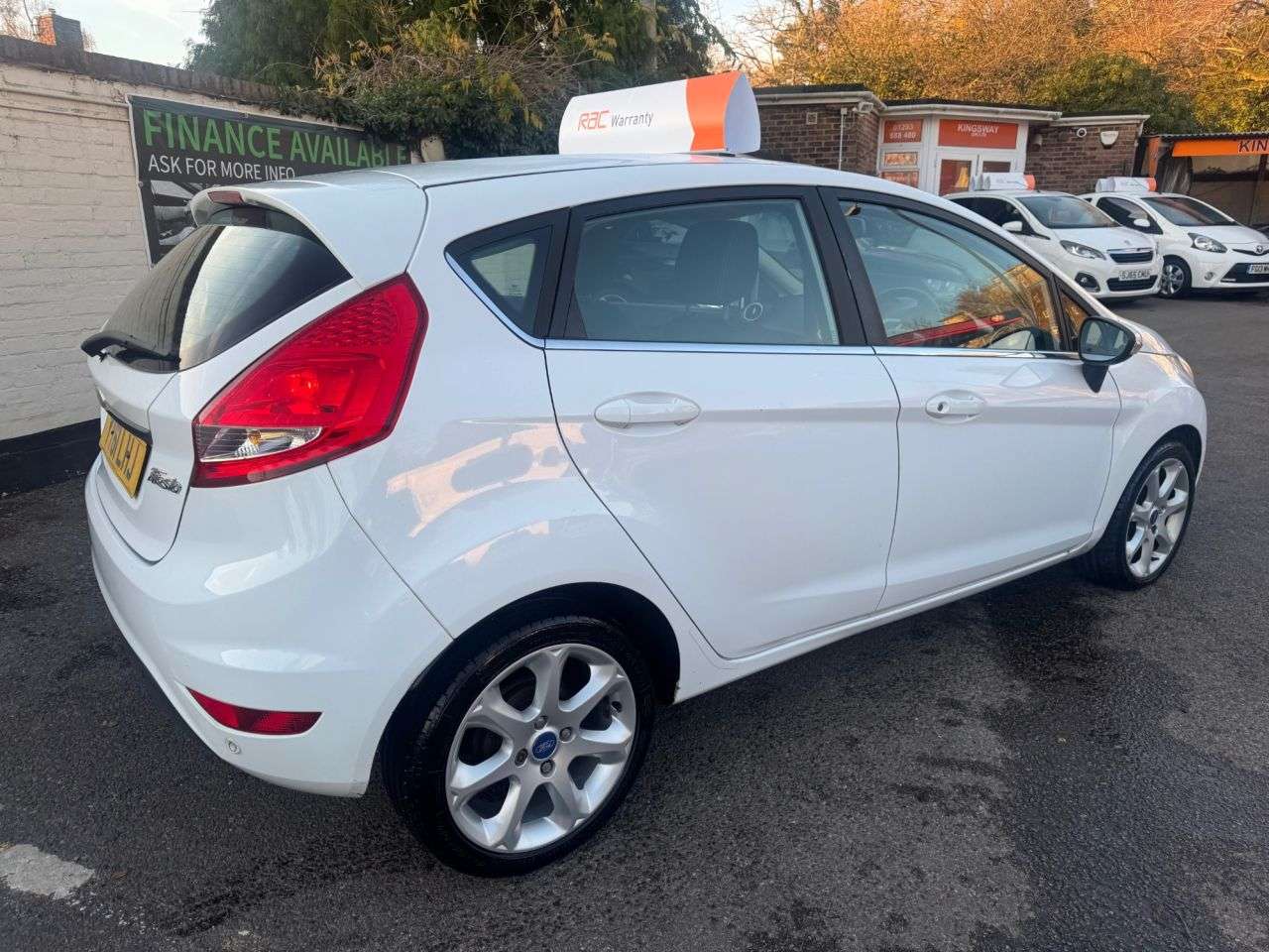 2011 FORD FIESTA 2011 FORD FIESTA