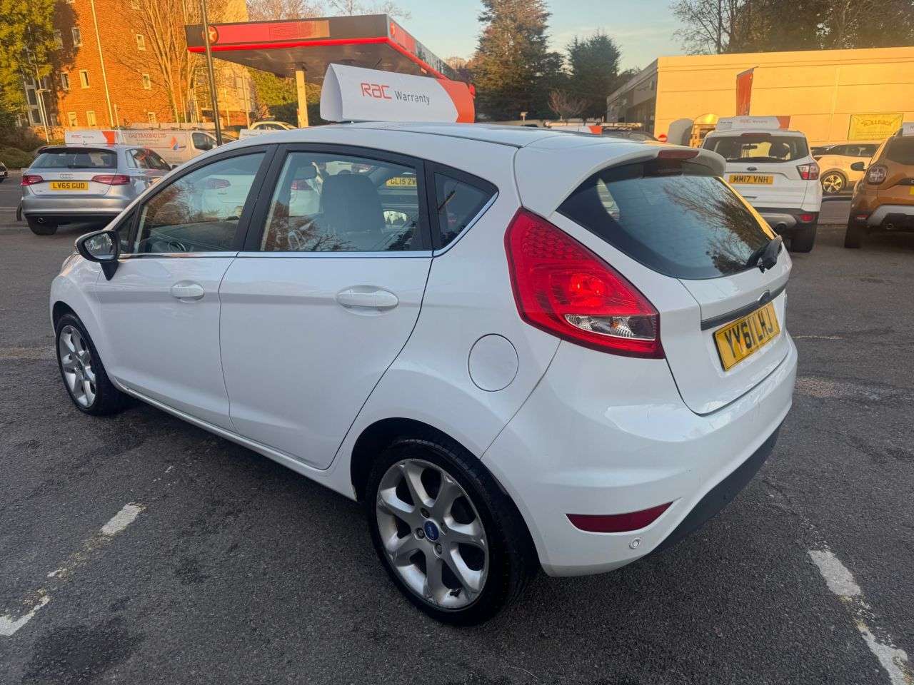 2011 FORD FIESTA 2011 FORD FIESTA