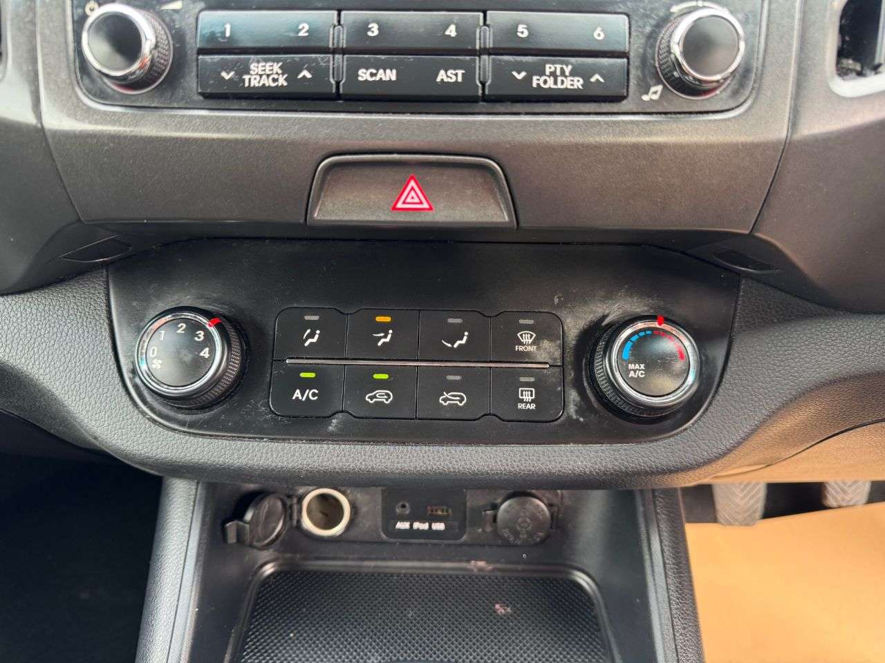 2012 KIA SPORTAGE 2012 KIA SPORTAGE