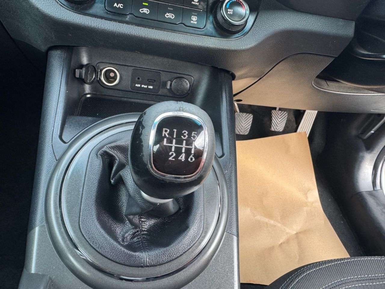 2012 KIA SPORTAGE 2012 KIA SPORTAGE