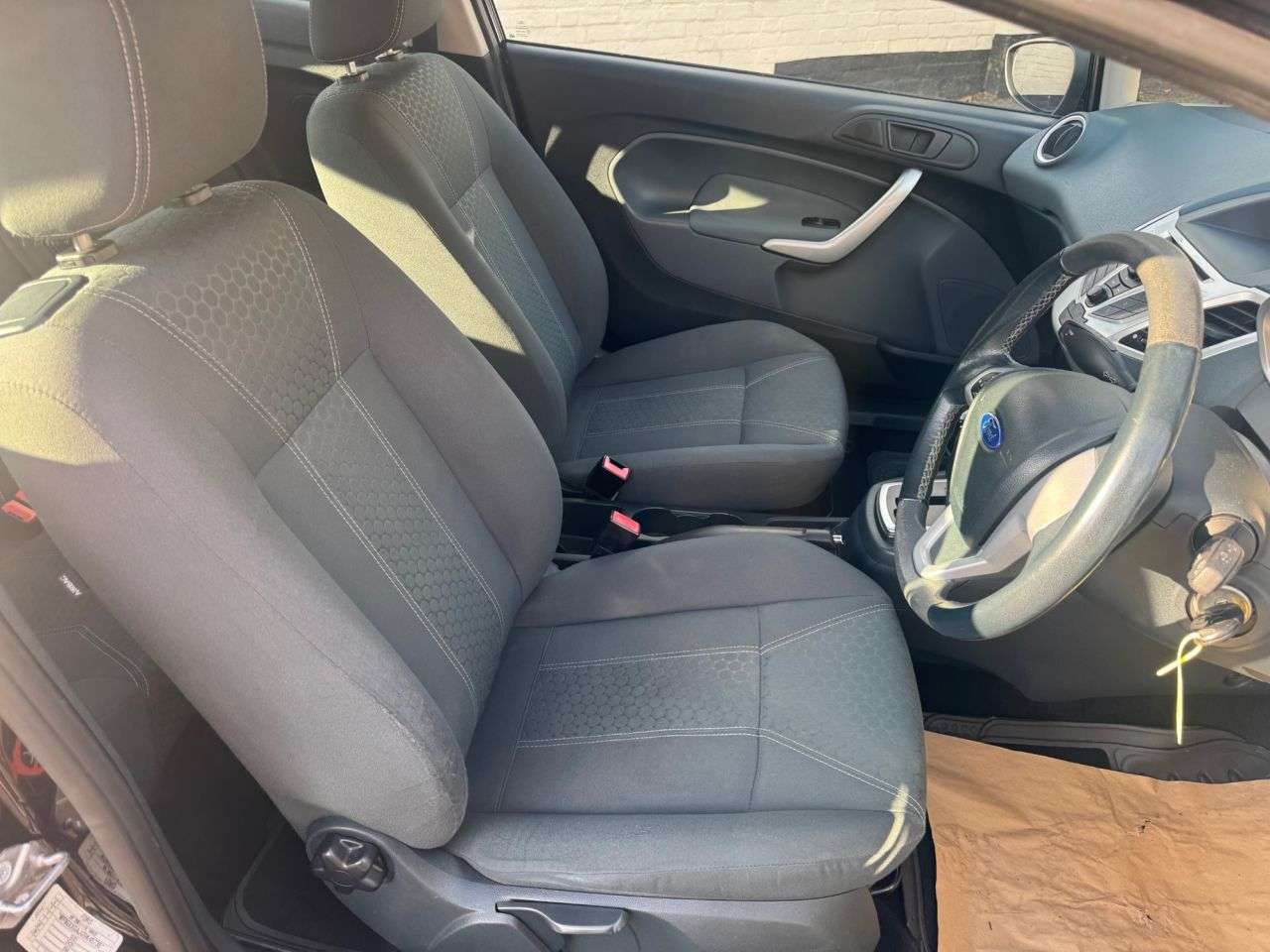 2010 FORD FIESTA 2010 FORD FIESTA