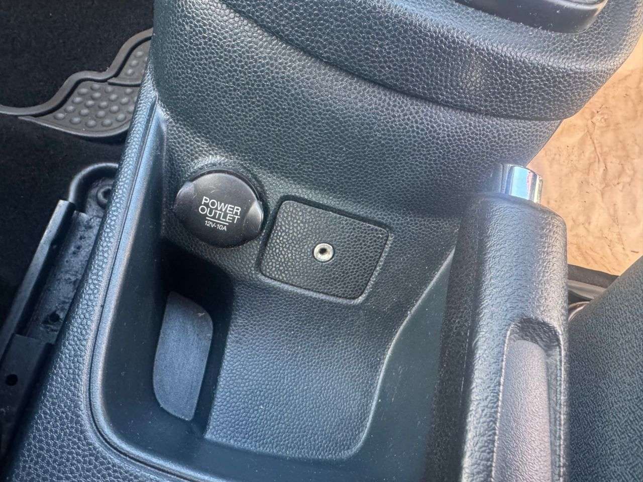 2010 FORD FIESTA 2010 FORD FIESTA