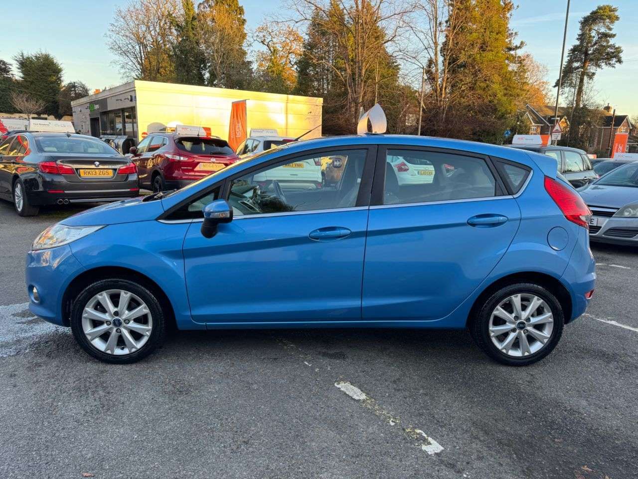 2010 FORD FIESTA 2010 FORD FIESTA