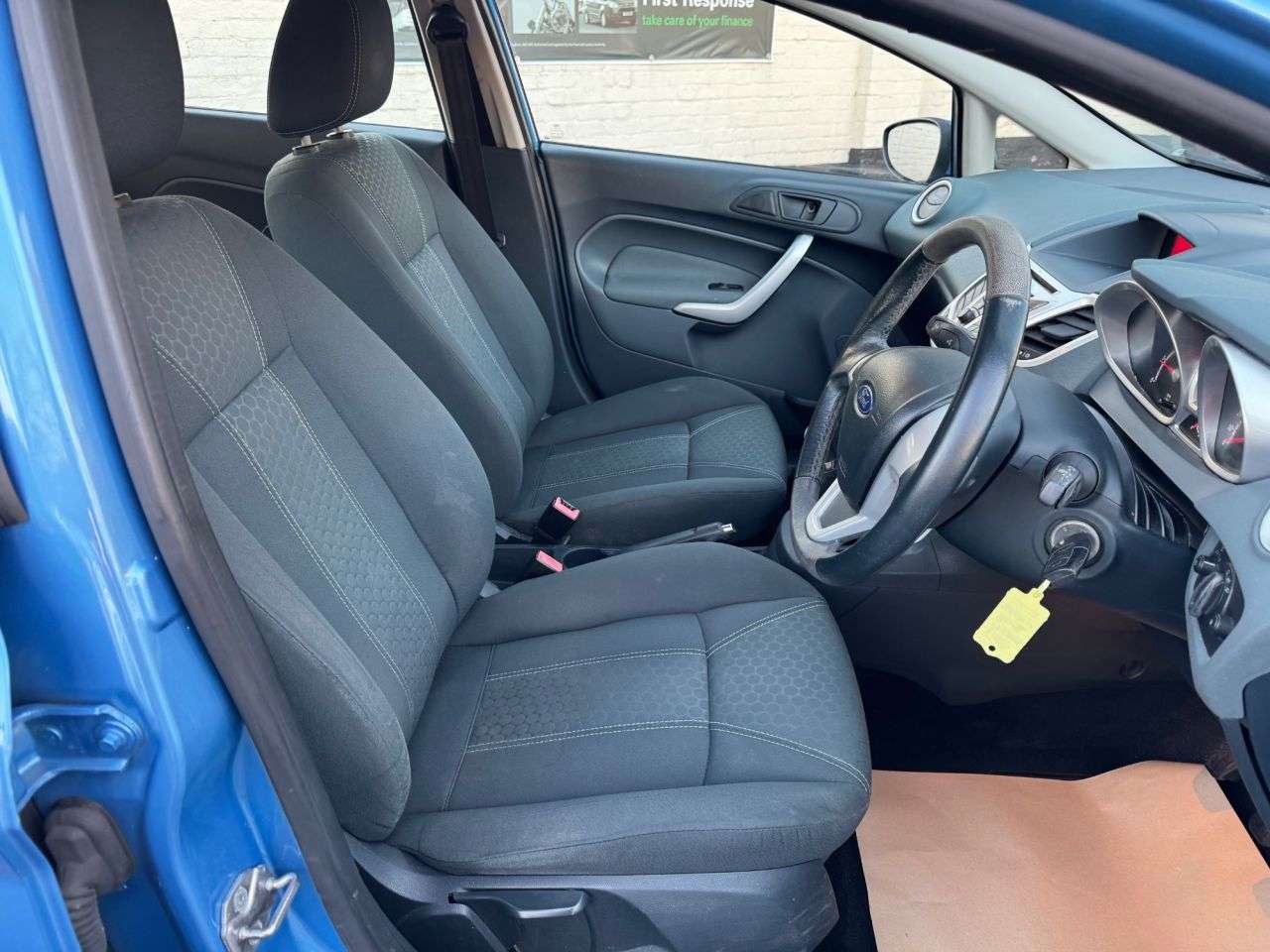 2010 FORD FIESTA 2010 FORD FIESTA