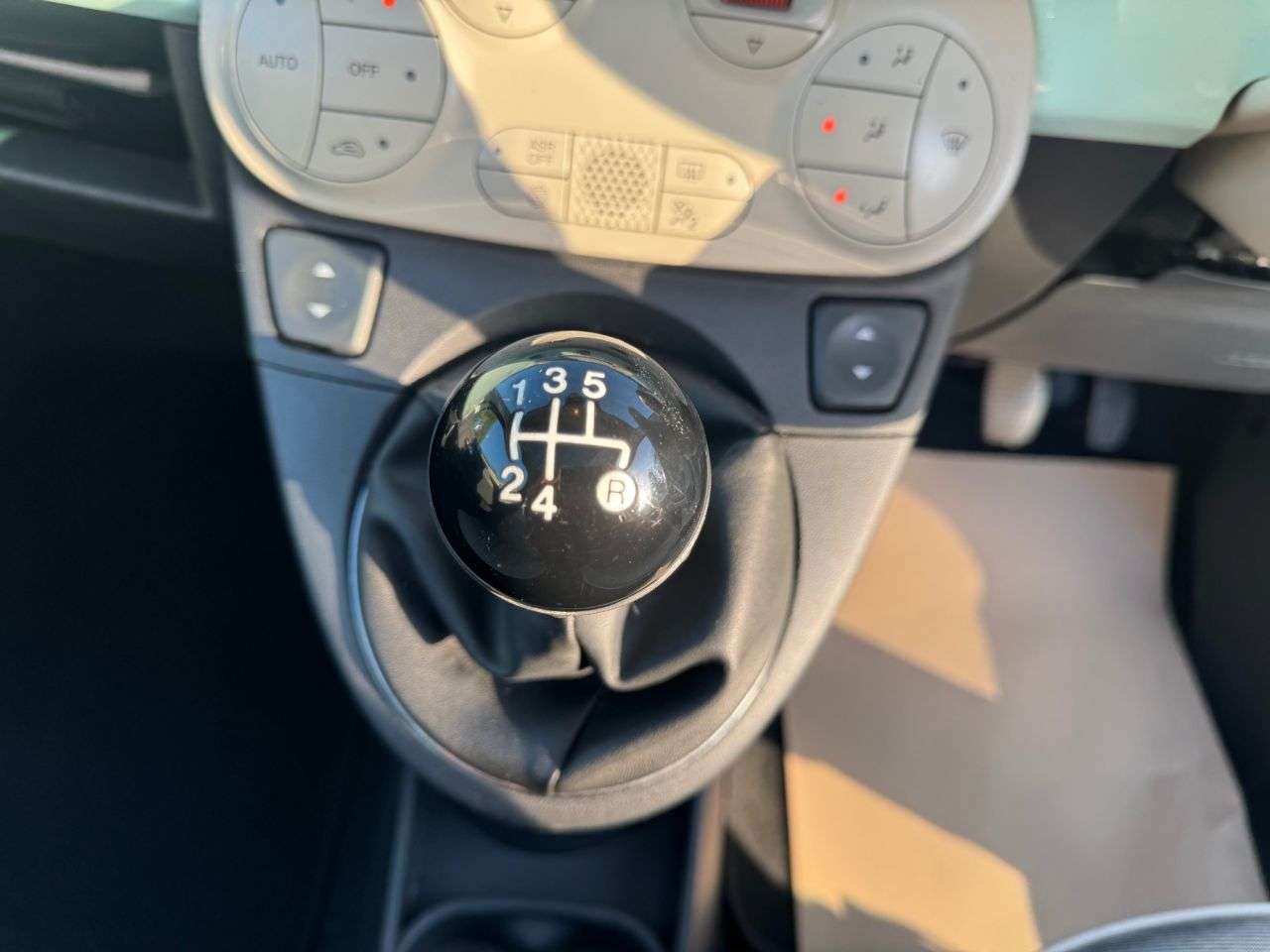 2014 FIAT 500 2014 FIAT 500