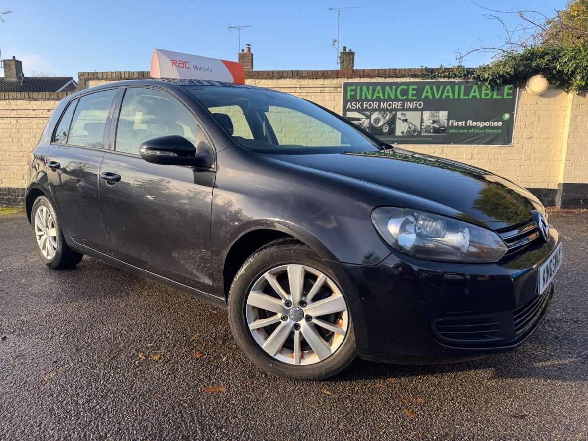 Check out this Volkswagen Golf 2012 Petrol Manual