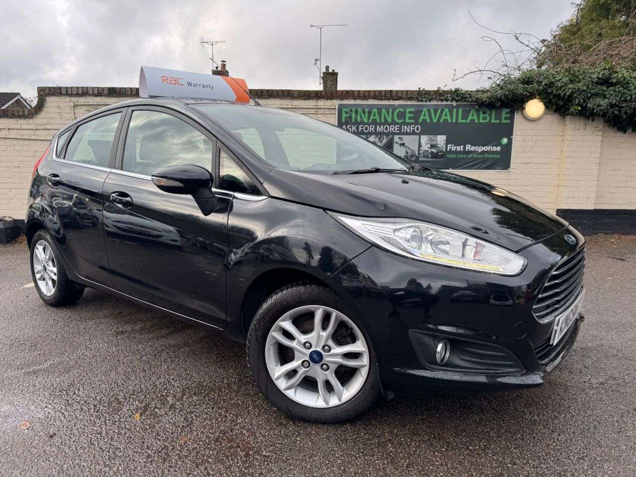 2015 FORD FIESTA 2015 FORD FIESTA