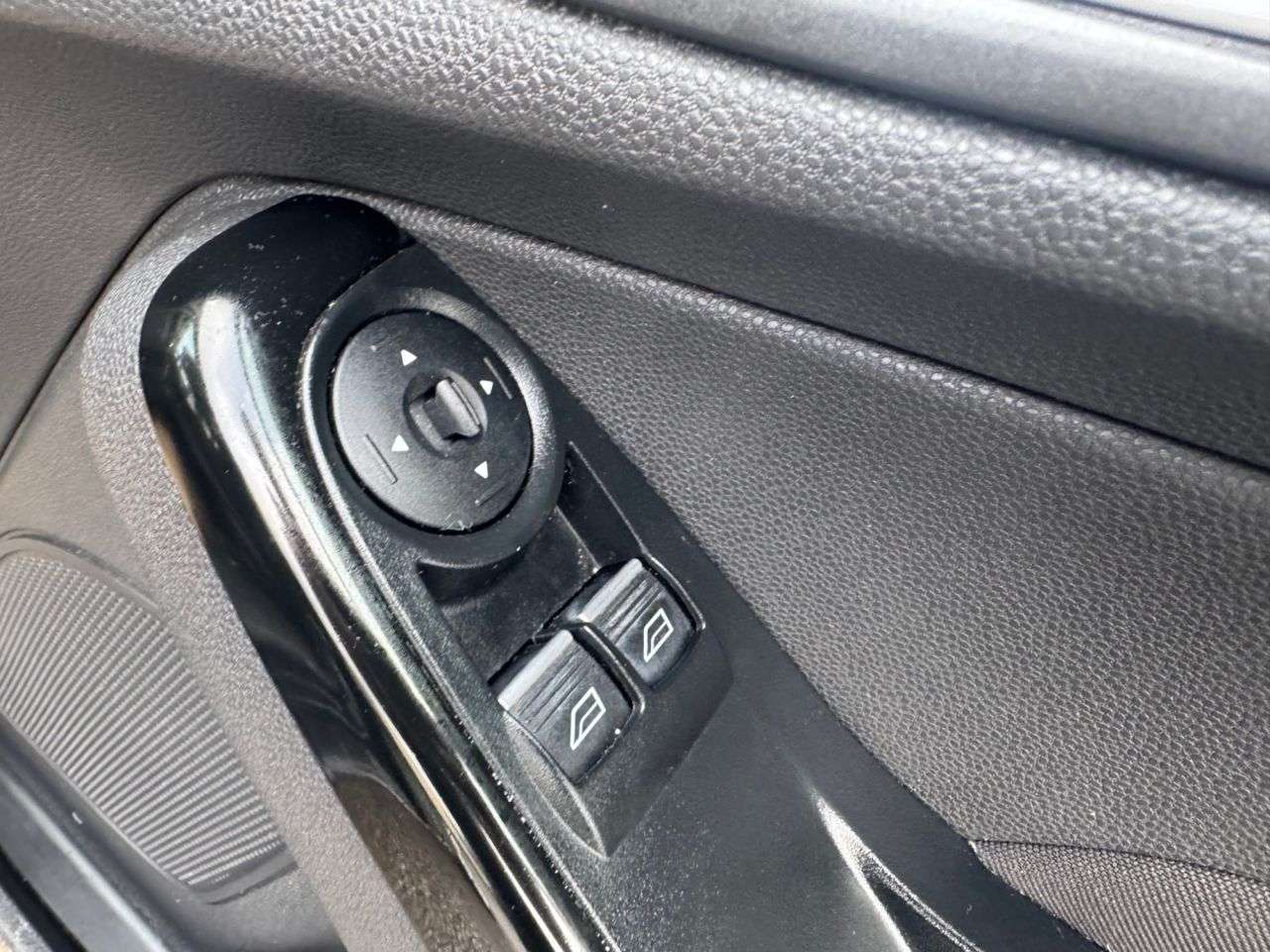 2015 FORD FIESTA 2015 FORD FIESTA