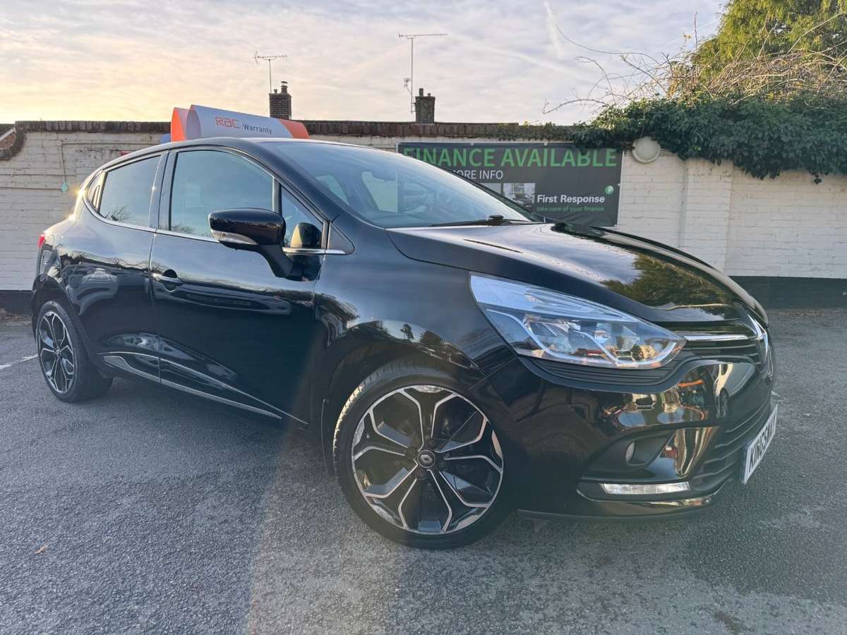 Check out this Renault Clio 2018 Petrol Manual