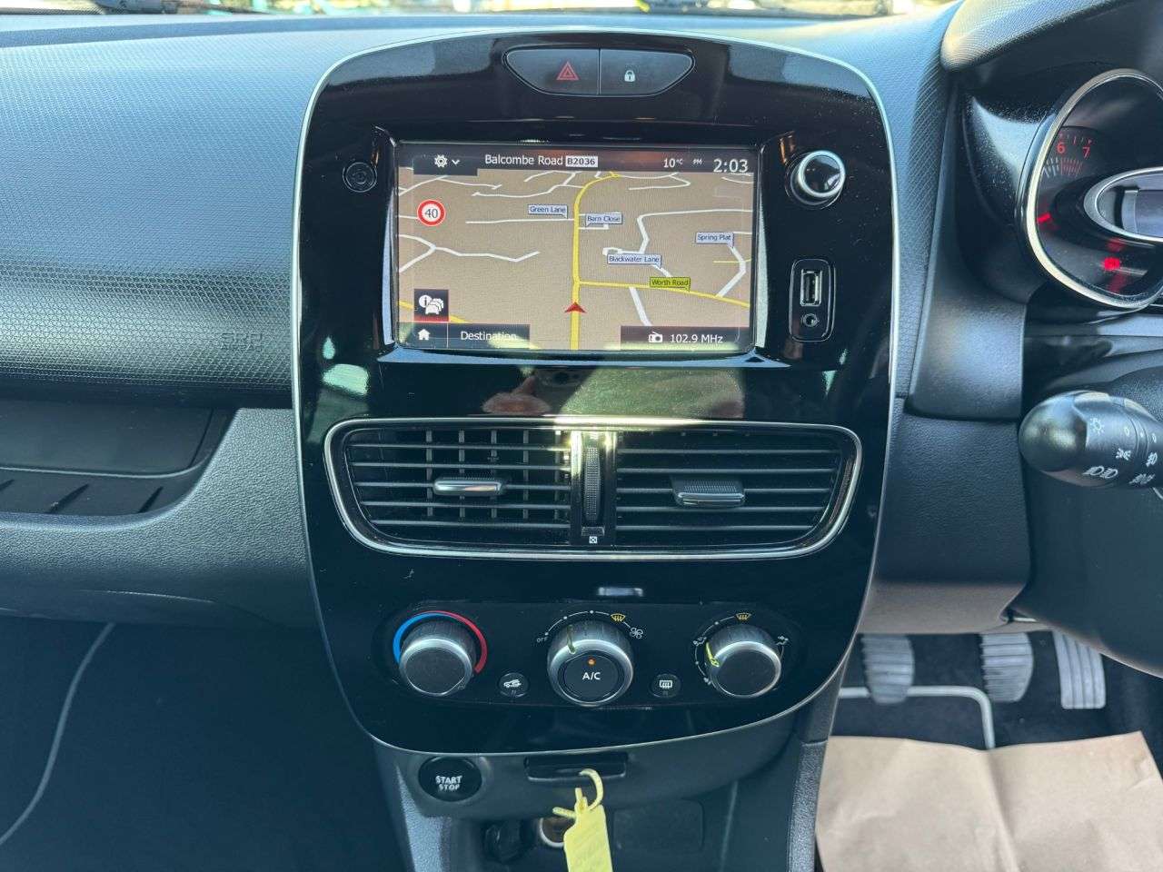 2018 RENAULT CLIO 2018 RENAULT CLIO