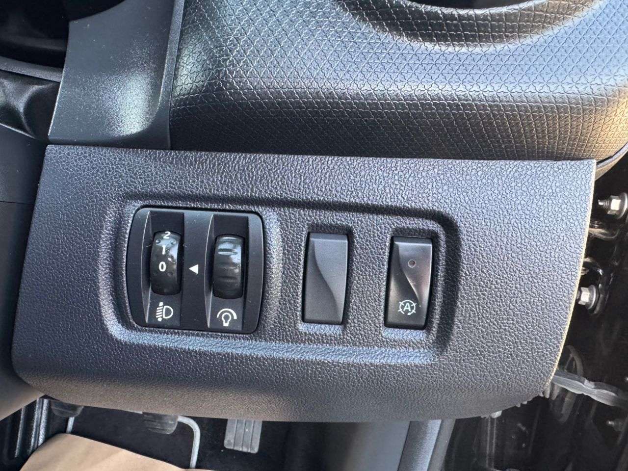 2018 RENAULT CLIO 2018 RENAULT CLIO