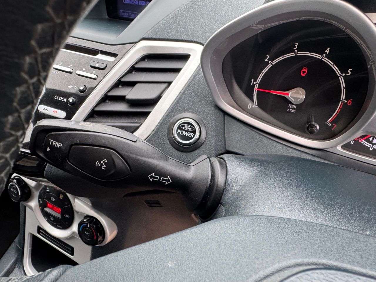 2012 FORD FIESTA 2012 FORD FIESTA