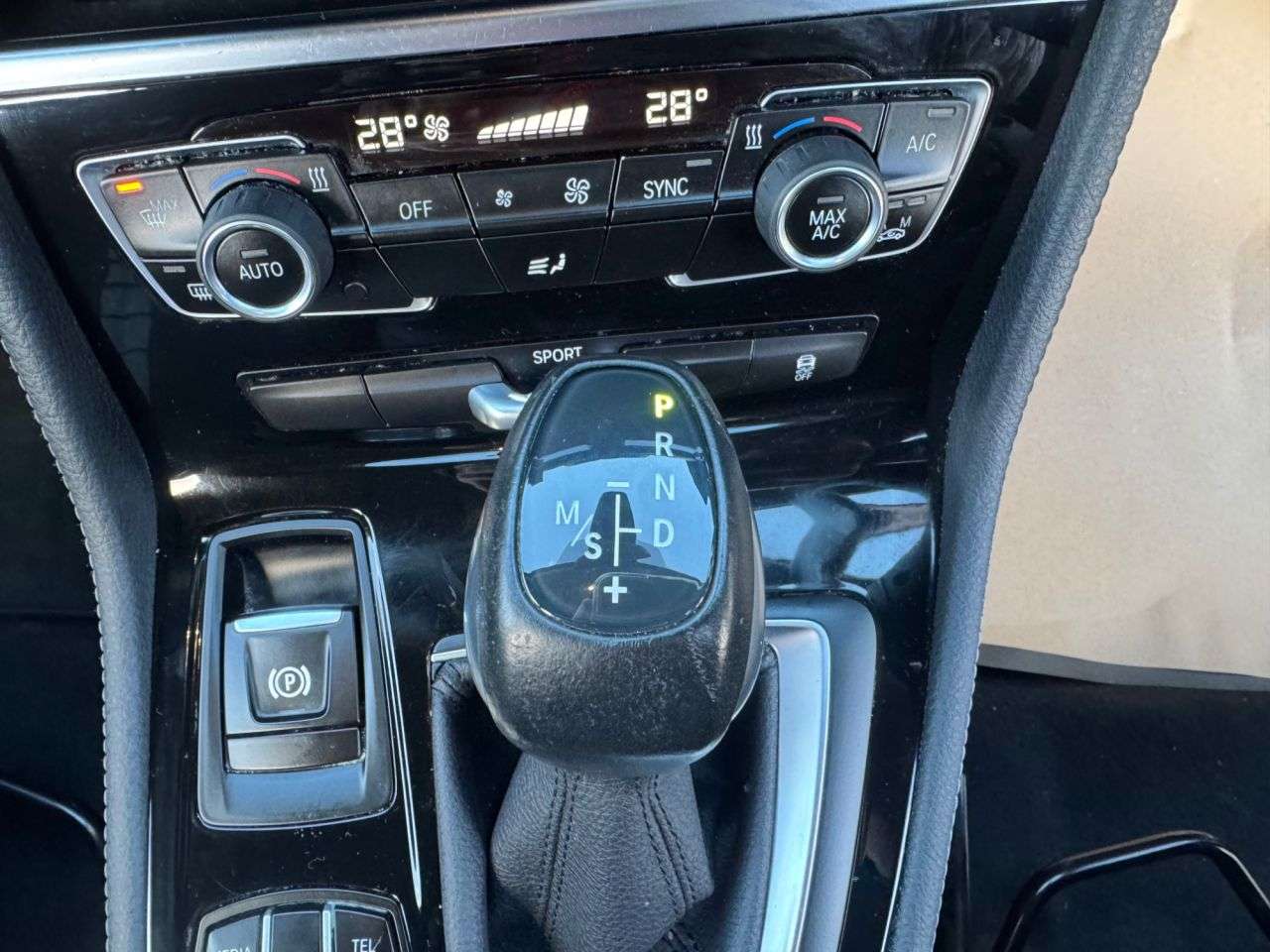 2016 BMW 2 SERIES GRAN TOURER 2016 BMW 2 SERIES GRAN TOURER