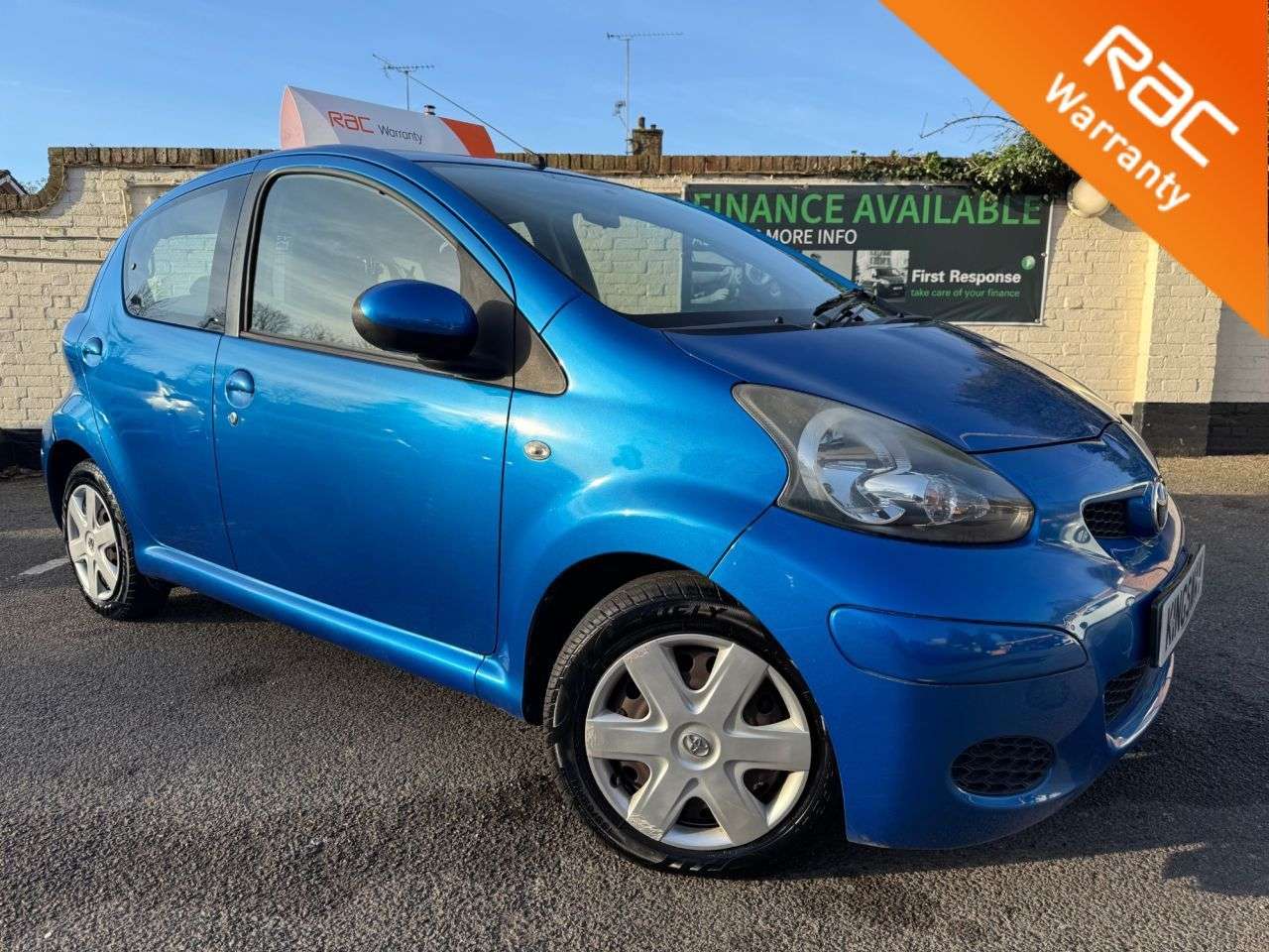 A 2010 TOYOTA AYGO 1.0 VVT-i Blue Hatchback 5dr Petrol Manual Euro 4 (67 bhp) WE WANT YOUR PAR A 2010 TOYOTA AYGO 1.0 VVT-i Blue Hatchback 5dr Petrol Manual Euro 4 (67 bhp) WE WANT YOUR PAR