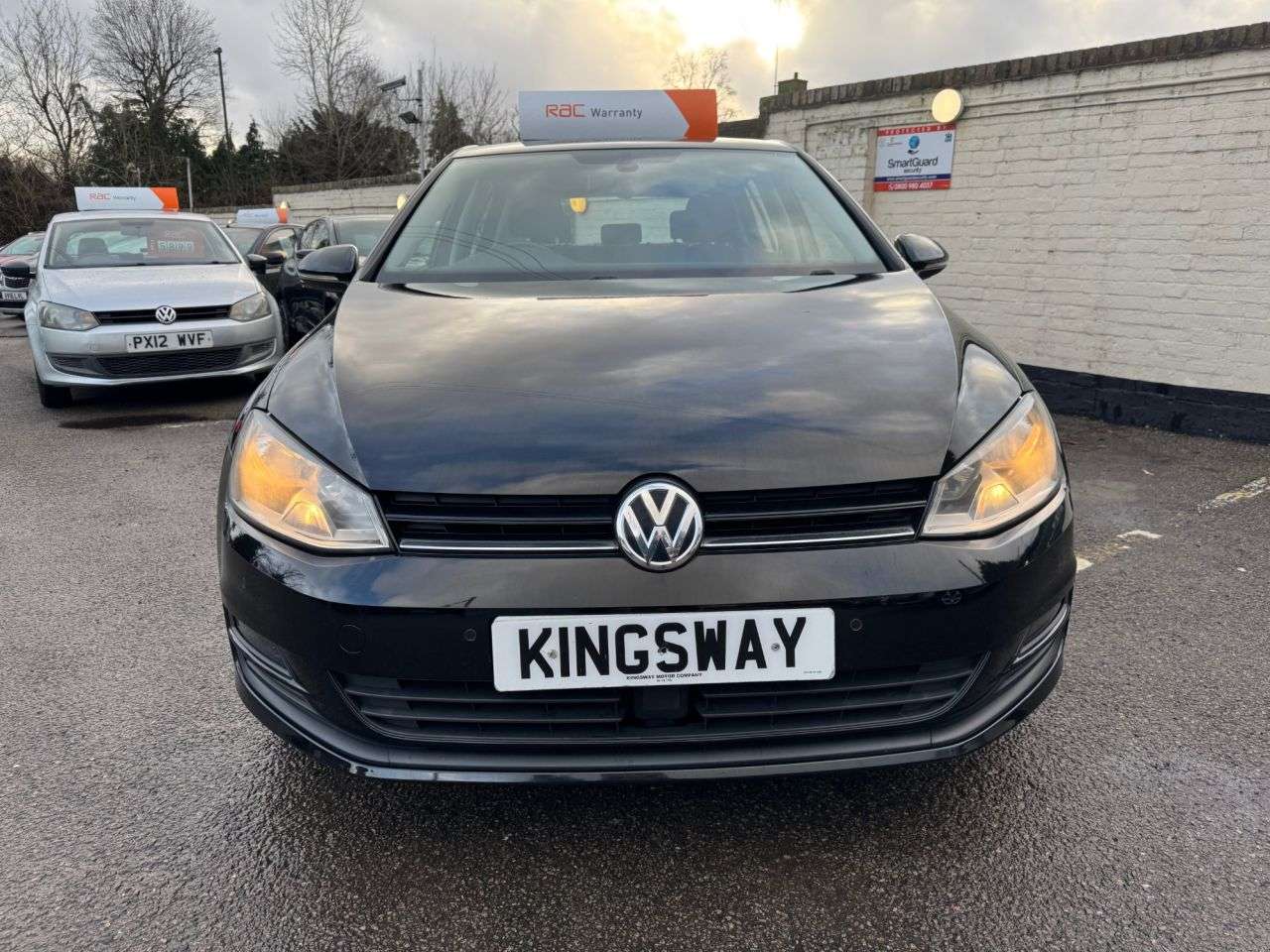 A 2015 VOLKSWAGEN GOLF 1.4 TSI BlueMotion Tech Match Hatchback 5dr Petrol Manual Euro 6 (s/s) (125 A 2015 VOLKSWAGEN GOLF 1.4 TSI BlueMotion Tech Match Hatchback 5dr Petrol Manual Euro 6 (s/s) (125