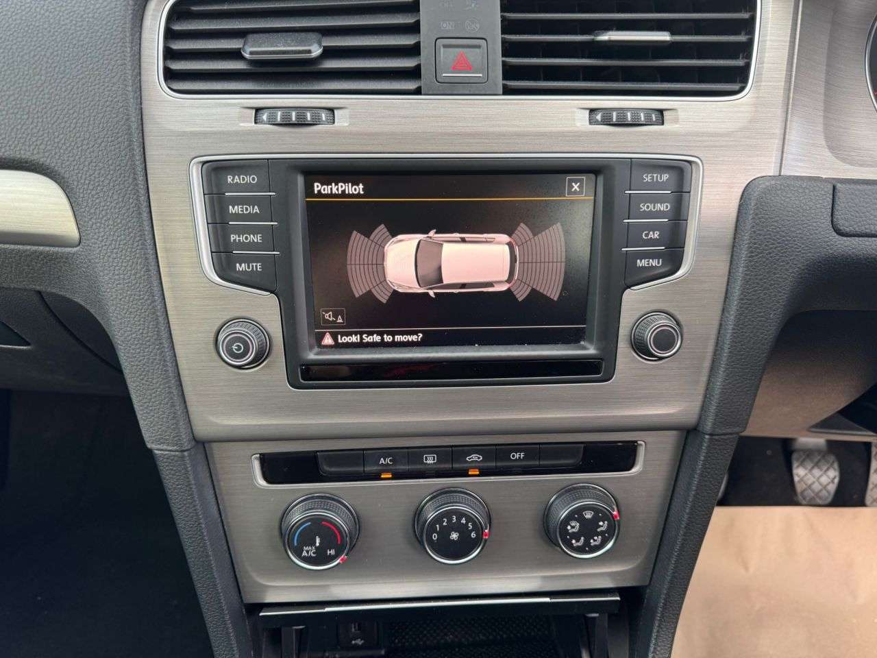 2015 VOLKSWAGEN GOLF 2015 VOLKSWAGEN GOLF