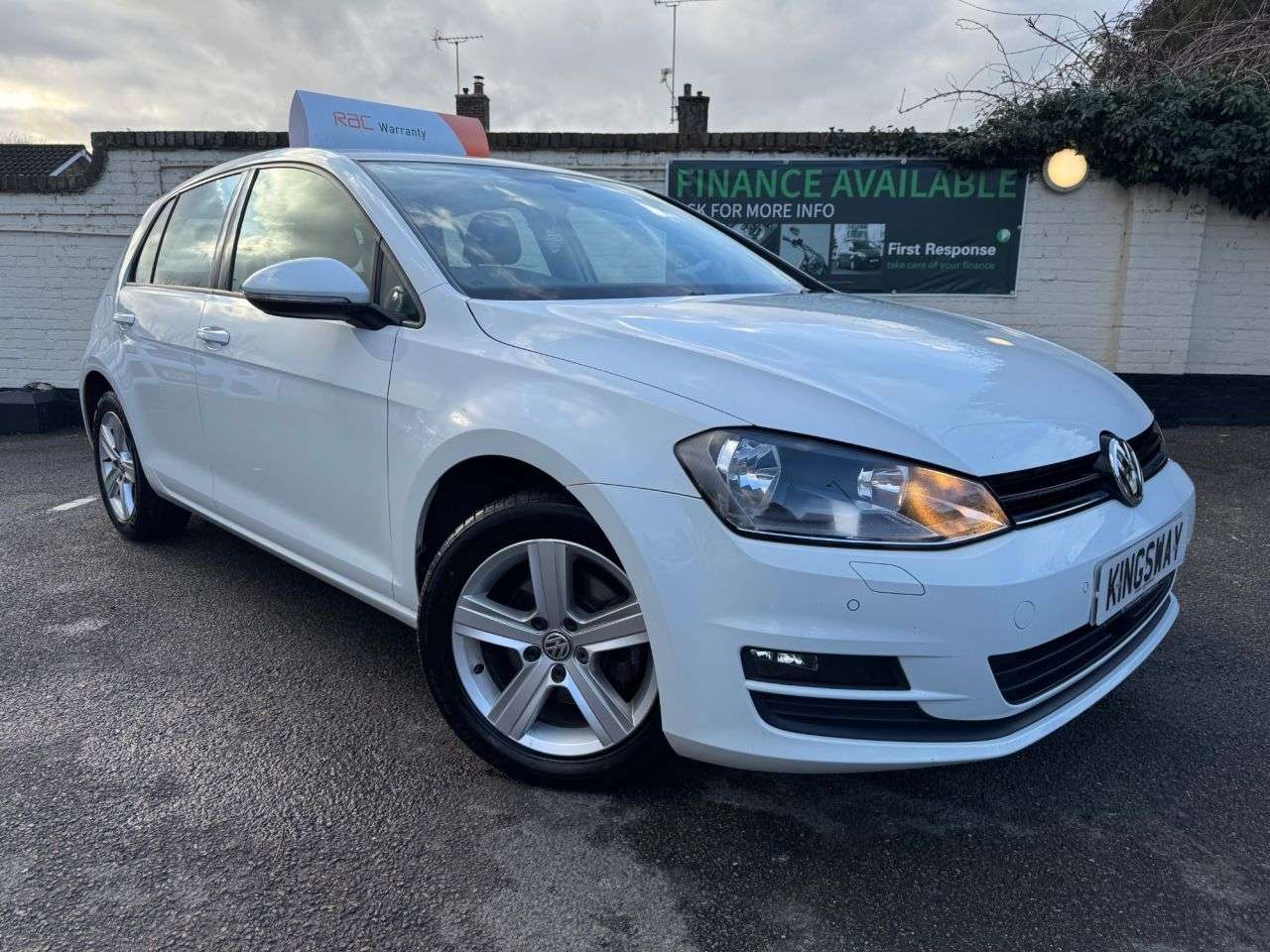 Check out this Volkswagen Golf 2017 Petrol Manual