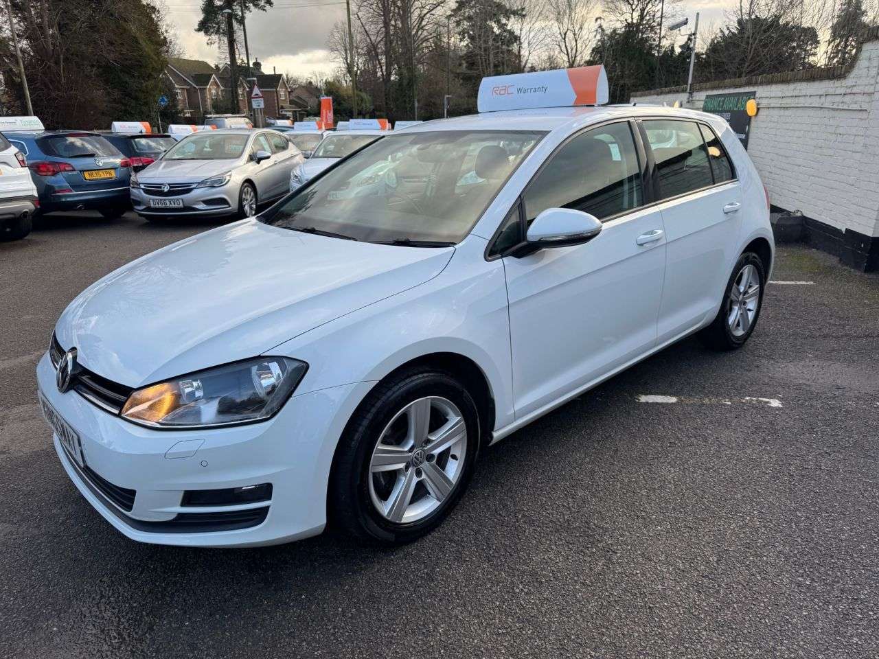 2017 VOLKSWAGEN GOLF 2017 VOLKSWAGEN GOLF