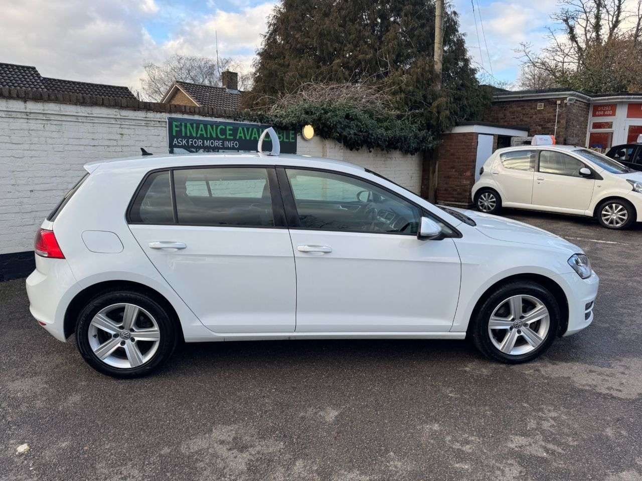 2017 VOLKSWAGEN GOLF 2017 VOLKSWAGEN GOLF