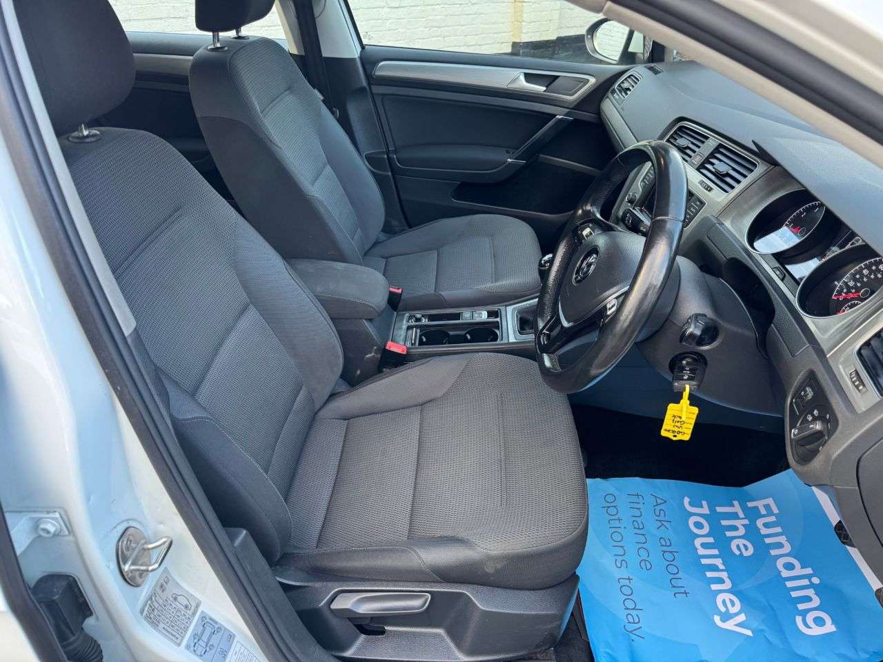 2017 VOLKSWAGEN GOLF 2017 VOLKSWAGEN GOLF