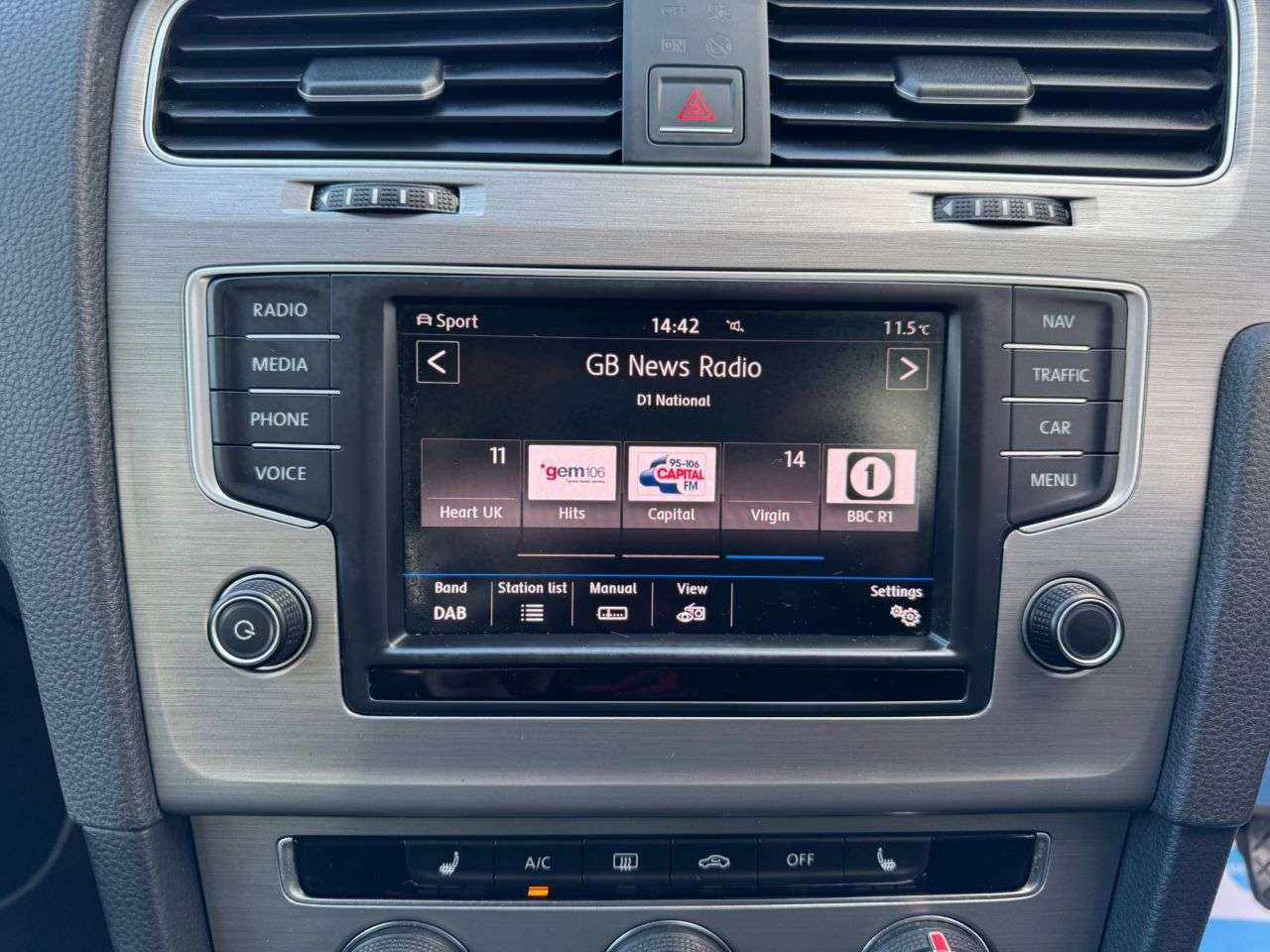 2017 VOLKSWAGEN GOLF 2017 VOLKSWAGEN GOLF