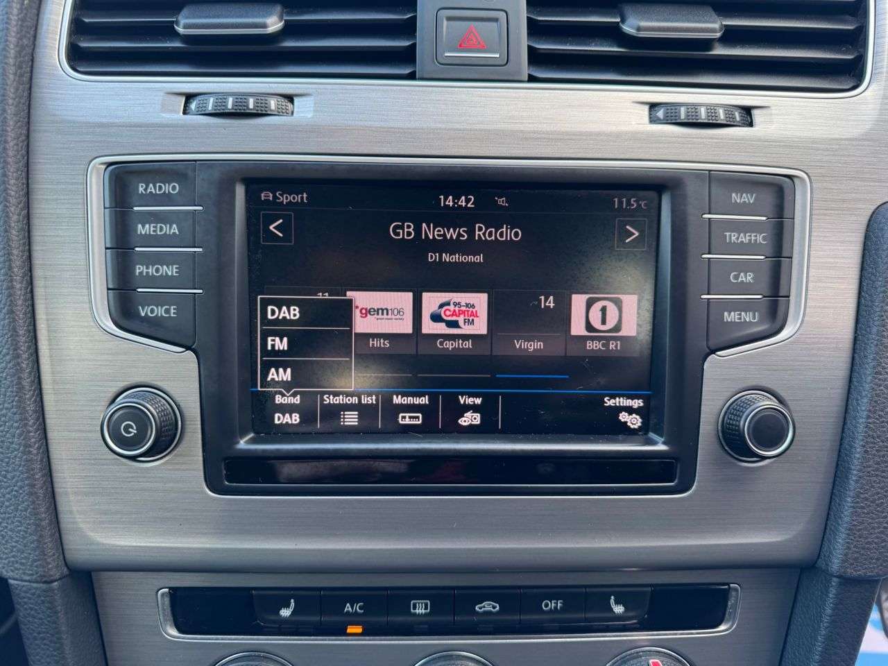 2017 VOLKSWAGEN GOLF 2017 VOLKSWAGEN GOLF