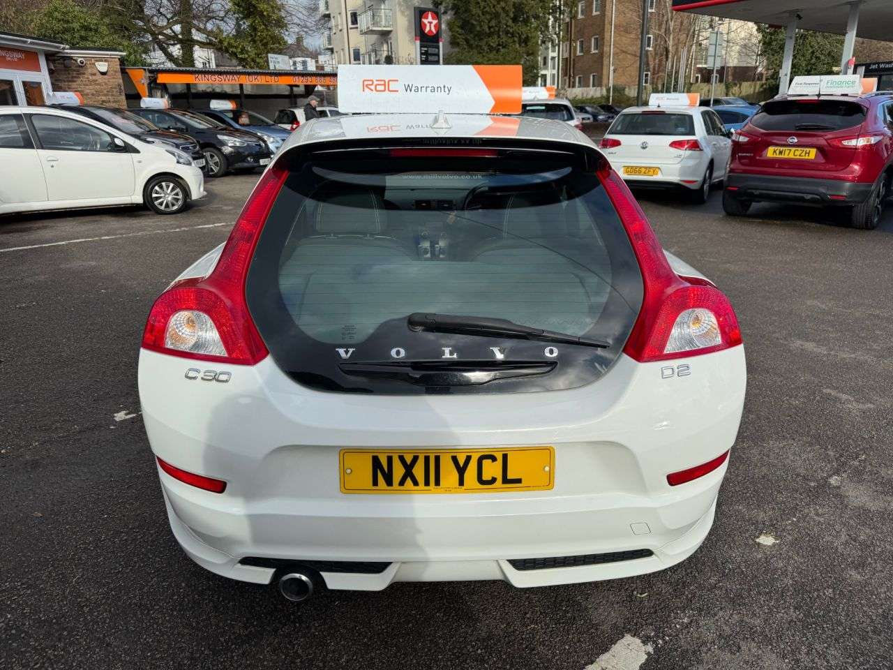 2011 VOLVO C30 2011 VOLVO C30