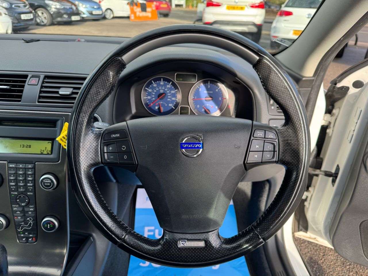 2011 VOLVO C30 2011 VOLVO C30